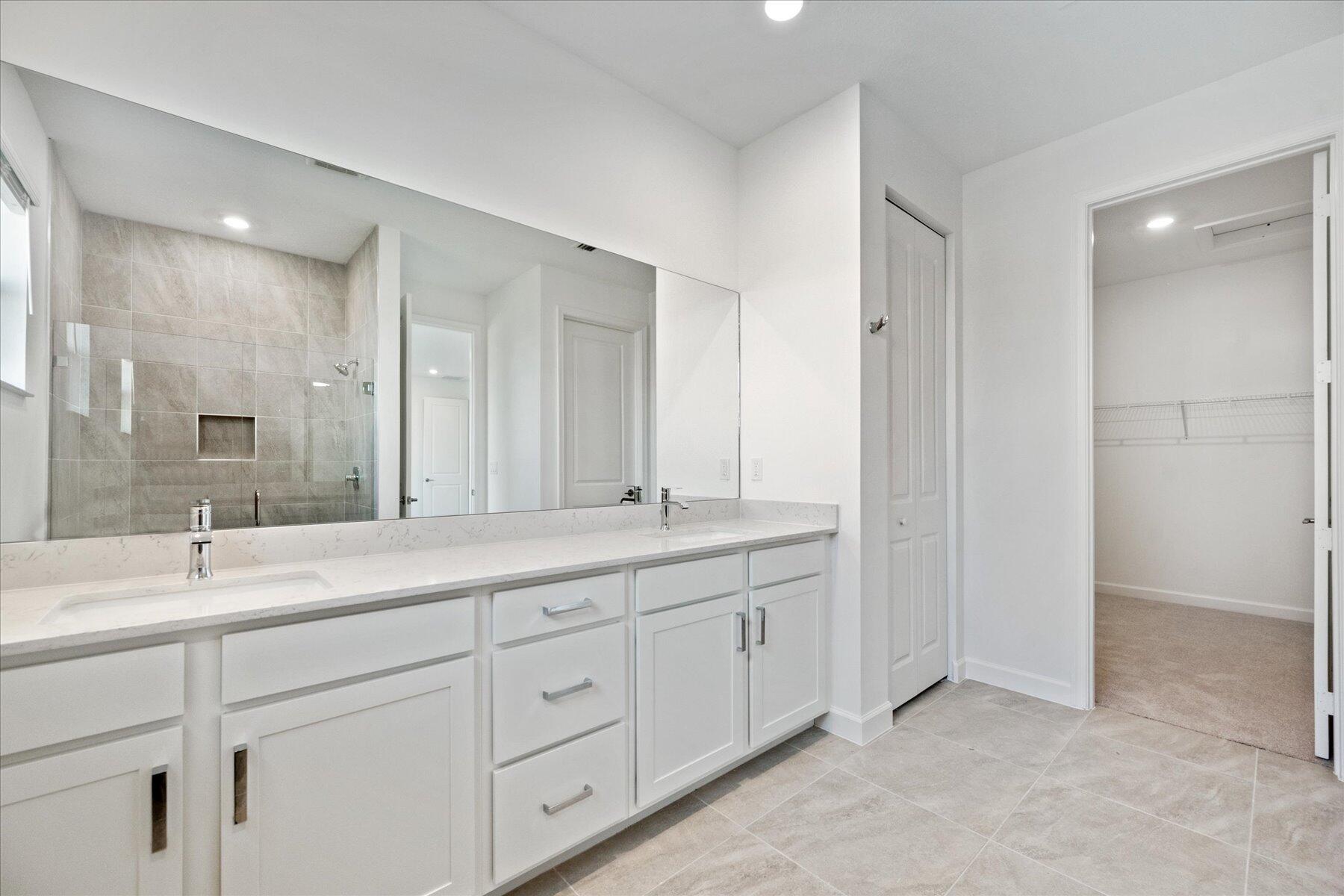 CRESTWOOD NORTH - Residential