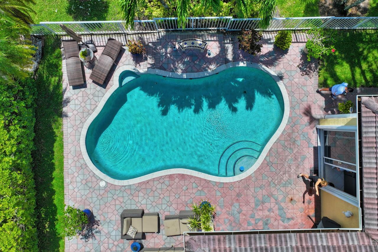 405 NW 118th Ave