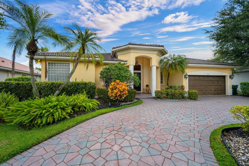 Photo of 405 NW 118th Avenue, Coral Springs, FL 33071 (MLS # F10515915)