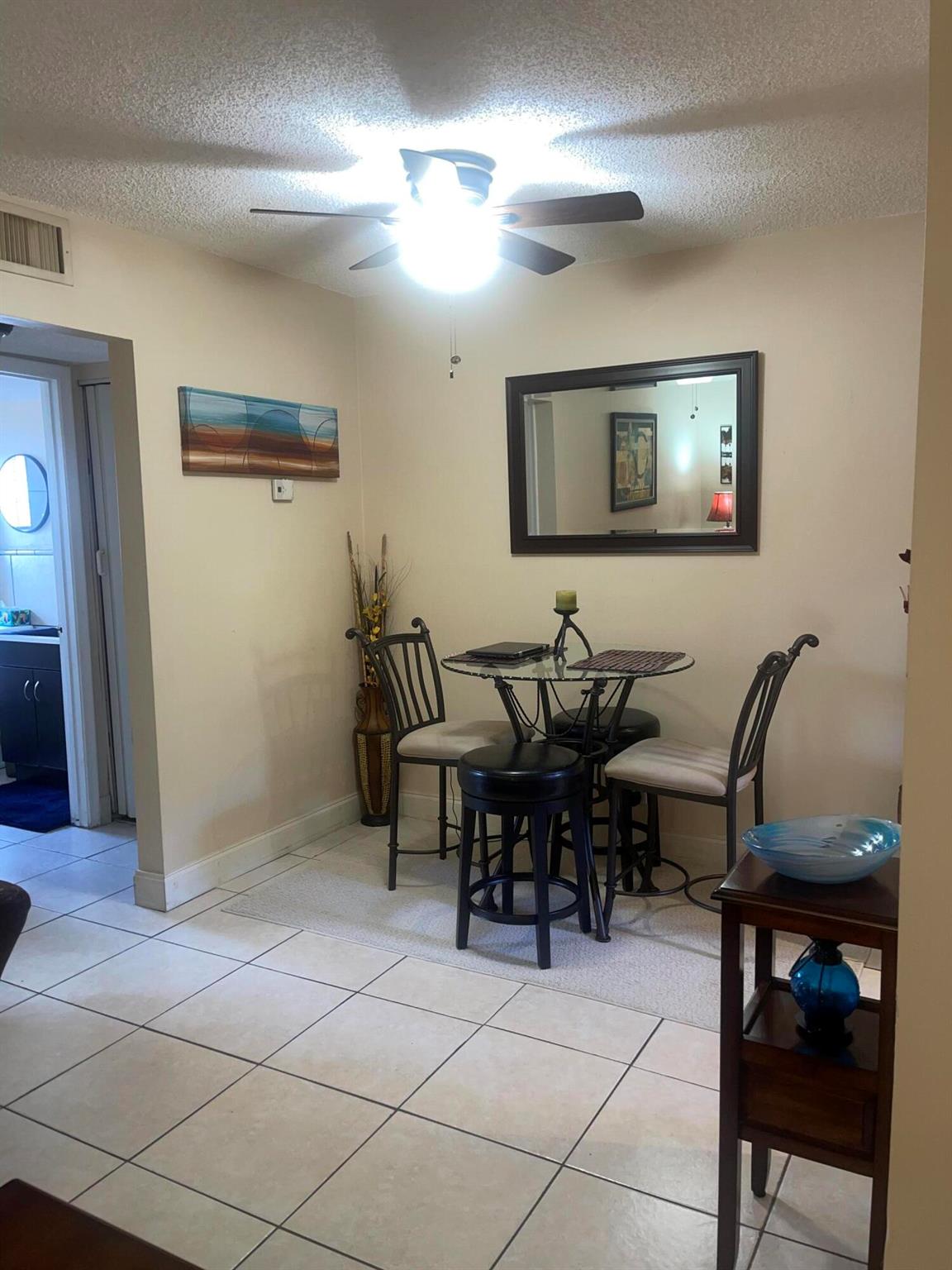 View photos, virtual tours, details... 205 NE 3rd Street 106