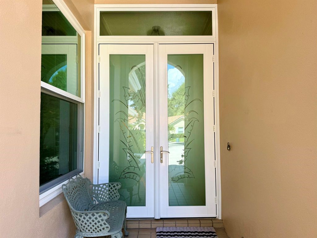 Photo of 187 Hampton Circle, Jupiter, FL 33458 (MLS # R11099760)