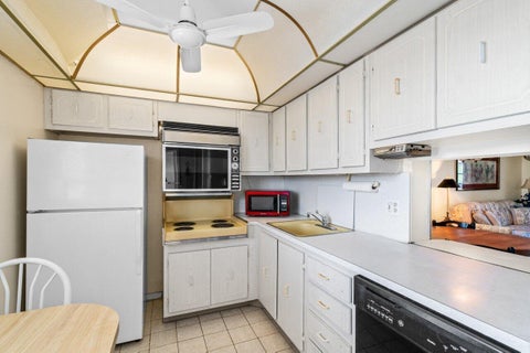 Tiny photo for 2615 NE 3rd Court #308, Boynton Beach, FL 33435 (MLS # B26054436)