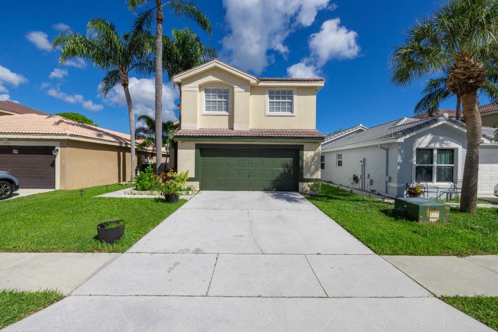 Photo of 3527 Stratton Lane, Boynton Beach, FL 33436 (MLS # R11133521)