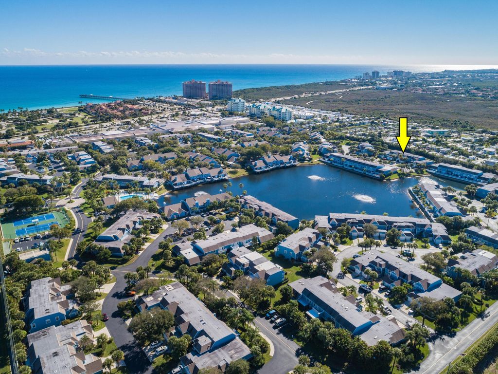 Photo of 818 Ocean Dunes Circle, Jupiter, FL 33477 (MLS # R11156136)