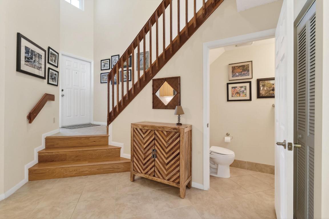 VILLAS OF OCEAN DUNES 4 - Residential