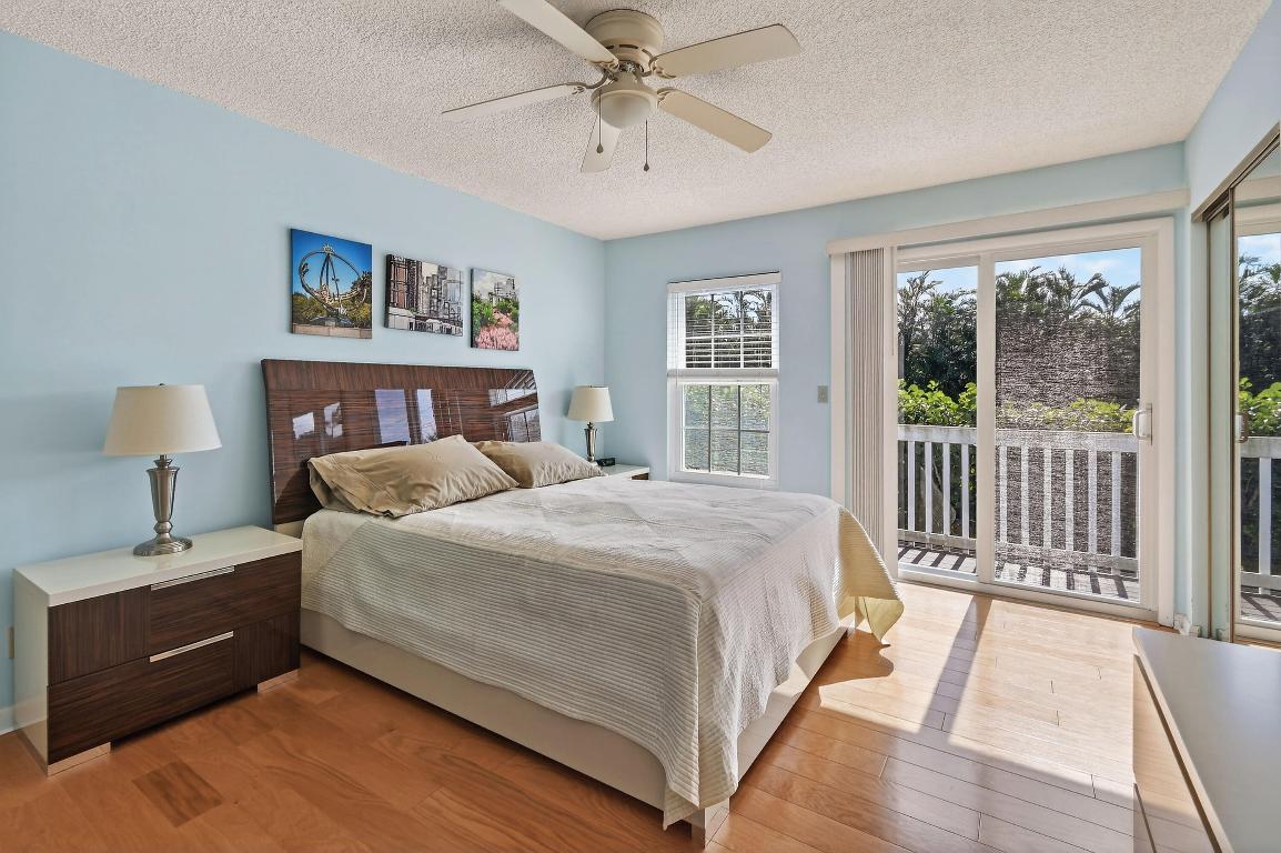 VILLAS OF OCEAN DUNES 4 - Residential