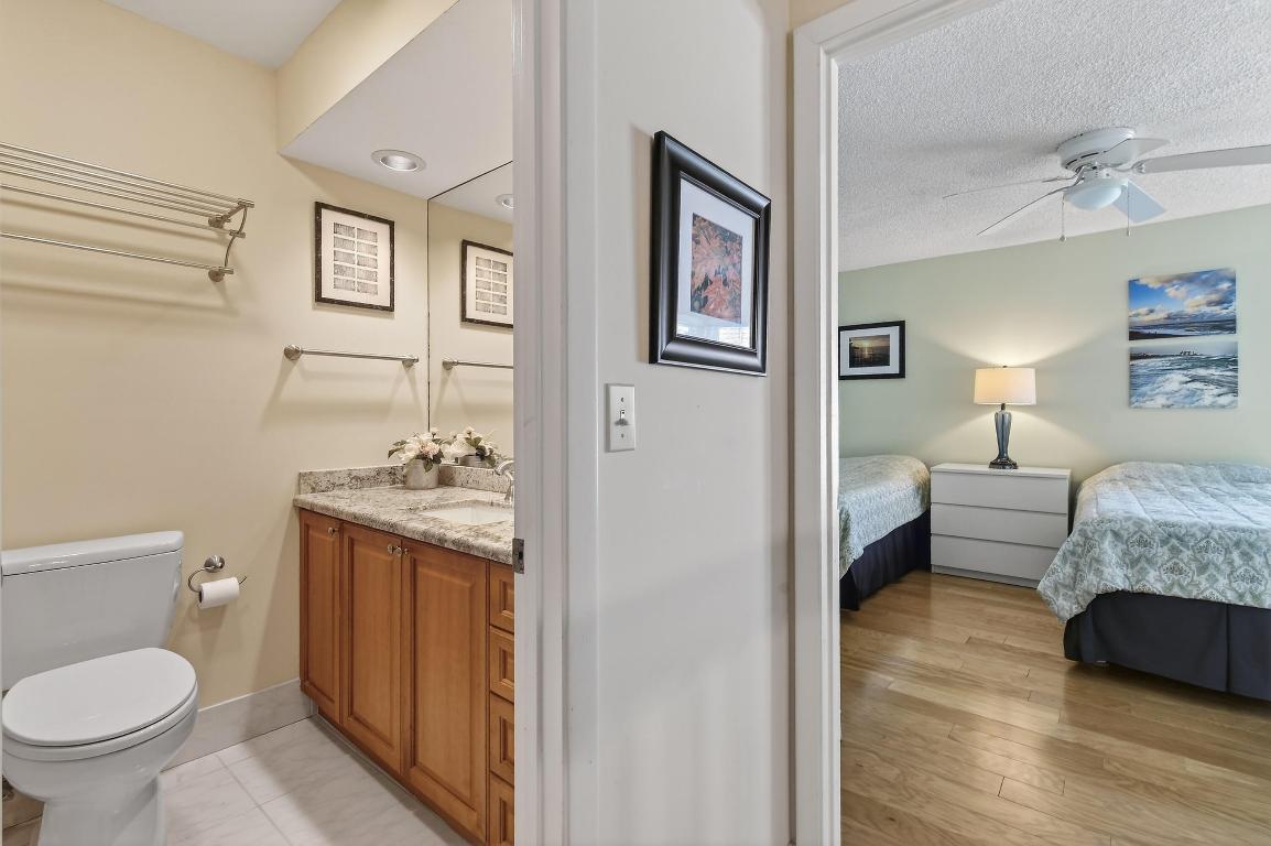 VILLAS OF OCEAN DUNES 4 - Residential