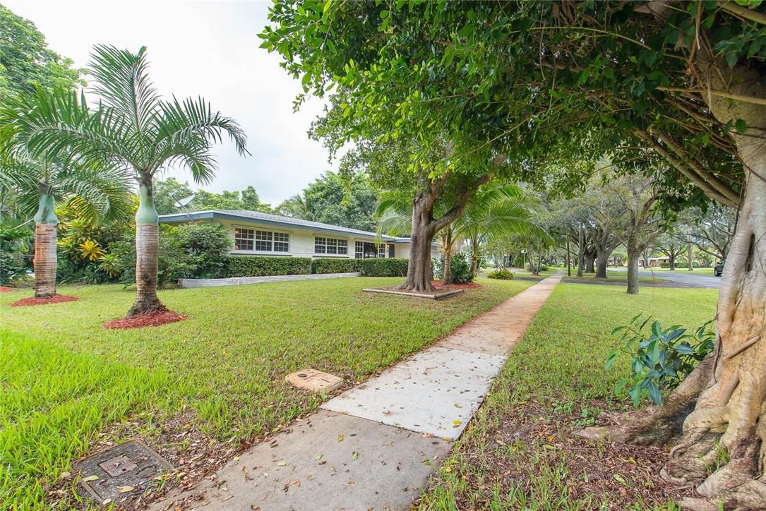 Plantation Park 43-18 B - Residential