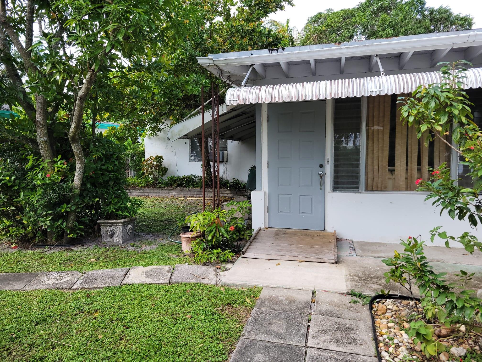 1309 NW 3rd Ave