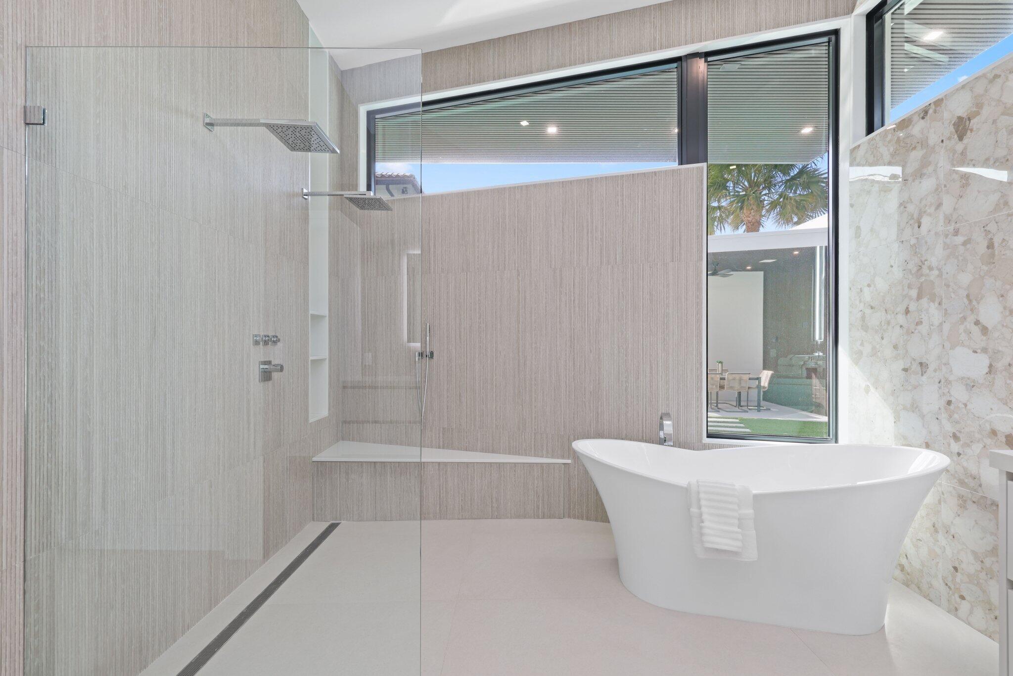 KINGS COURT - Residential