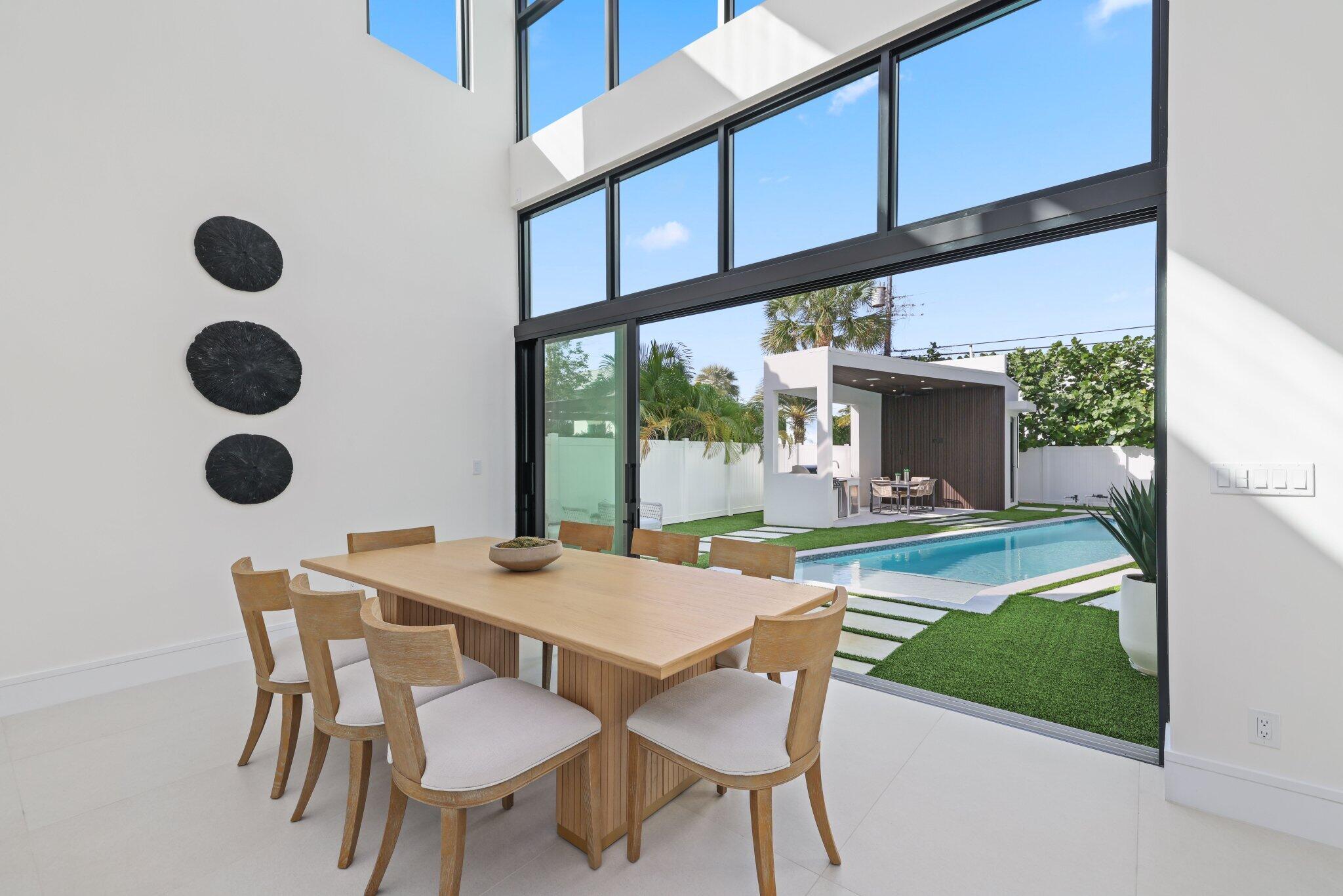 KINGS COURT - Residential