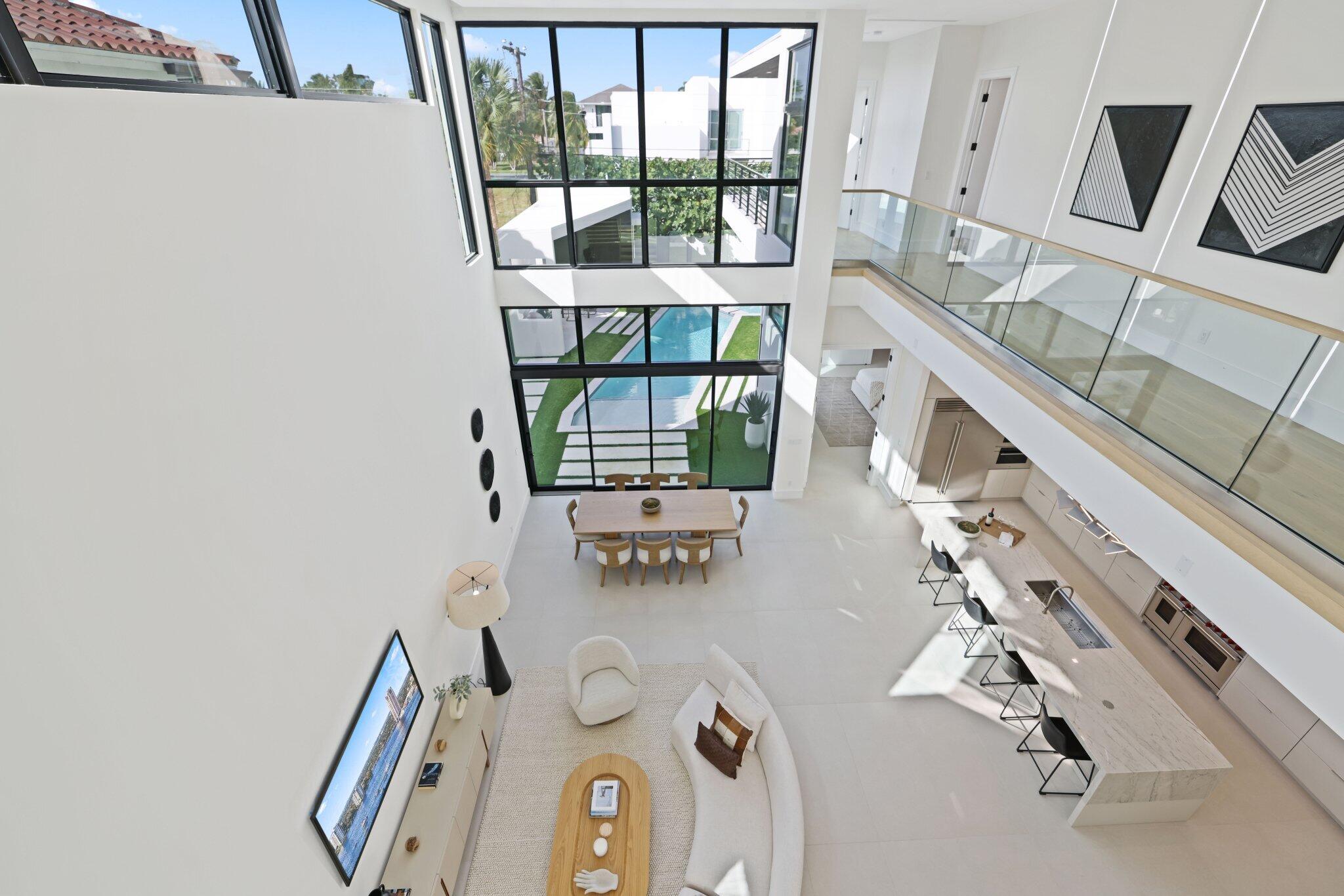 KINGS COURT - Residential