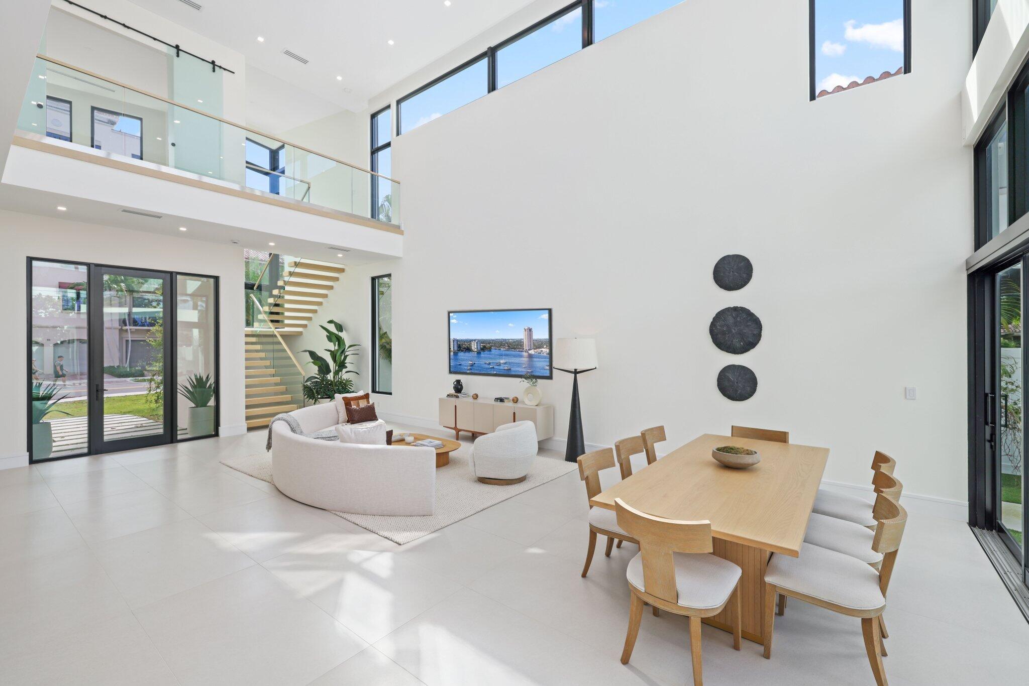 KINGS COURT - Residential