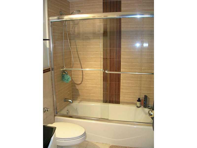 BISCAYNE 21 CONDO - Residential Lease