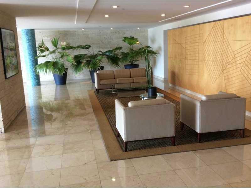 BISCAYNE 21 CONDO - Residential Lease