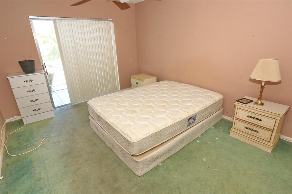 REGAL PALMS REGENT CONDO - Residential