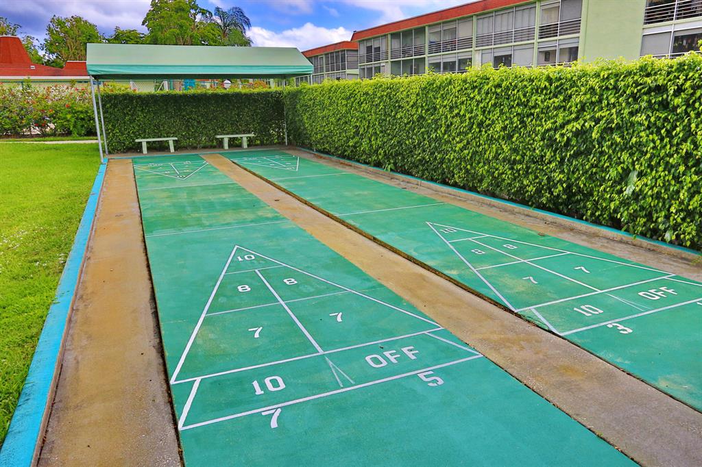 REGAL PALMS REGENT CONDO - Residential