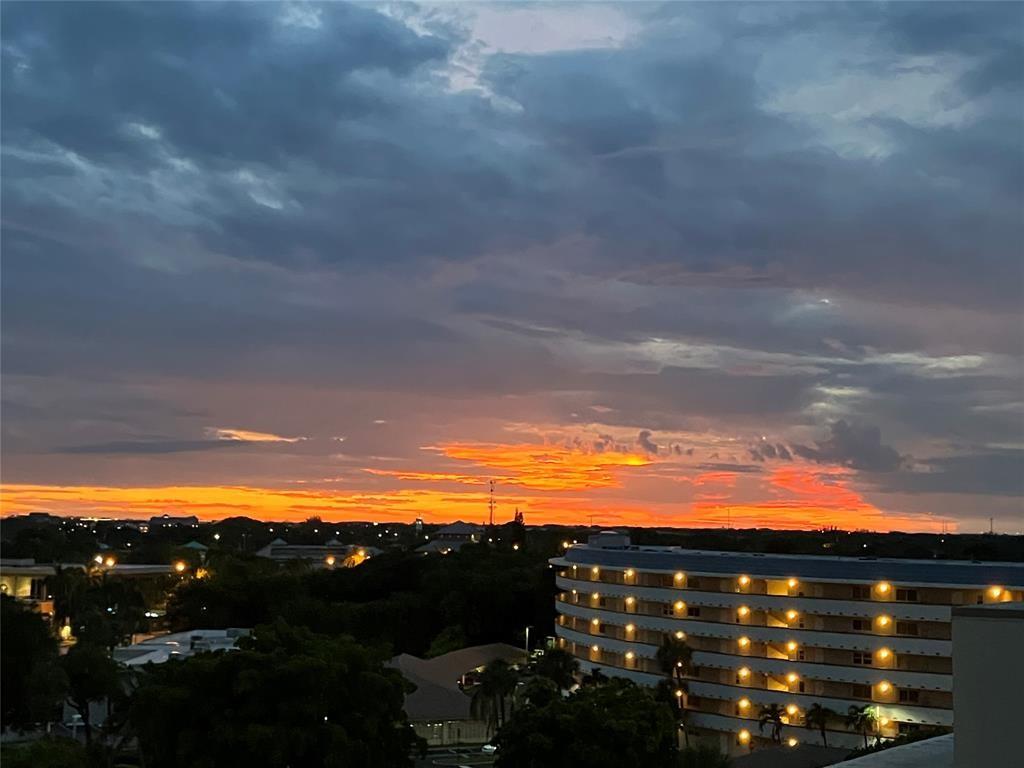 Hillsboro Cove - Residential