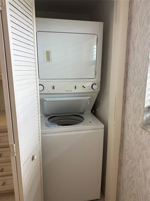 Hillsboro Cove - Residential