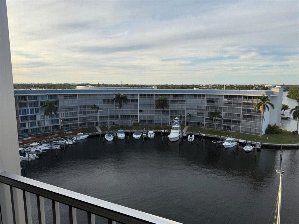 1537 E Hillsboro Boulevard 839