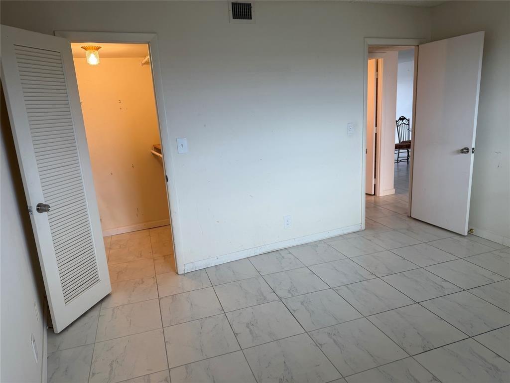 Hillsboro Cove - Residential