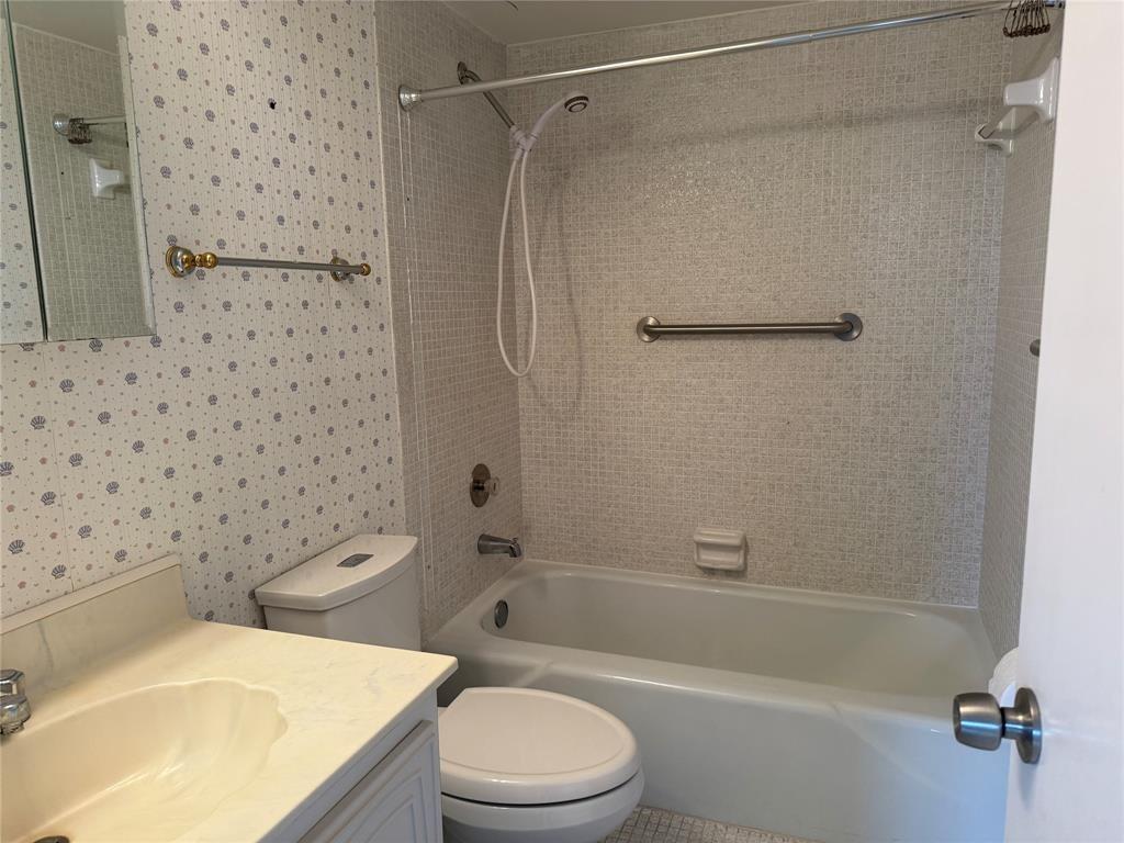 Hillsboro Cove - Residential