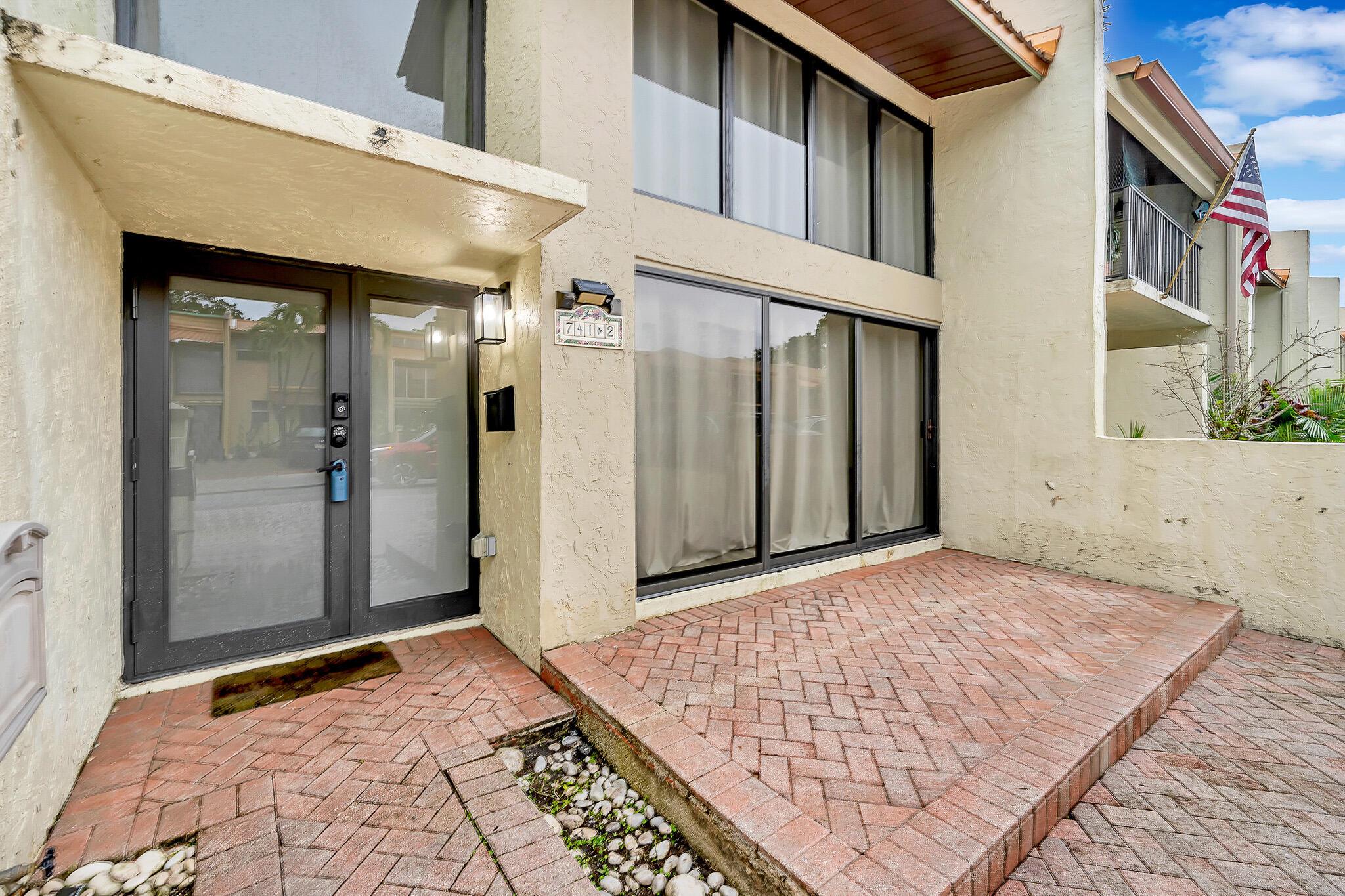 741 E Coco Plum Circle 2