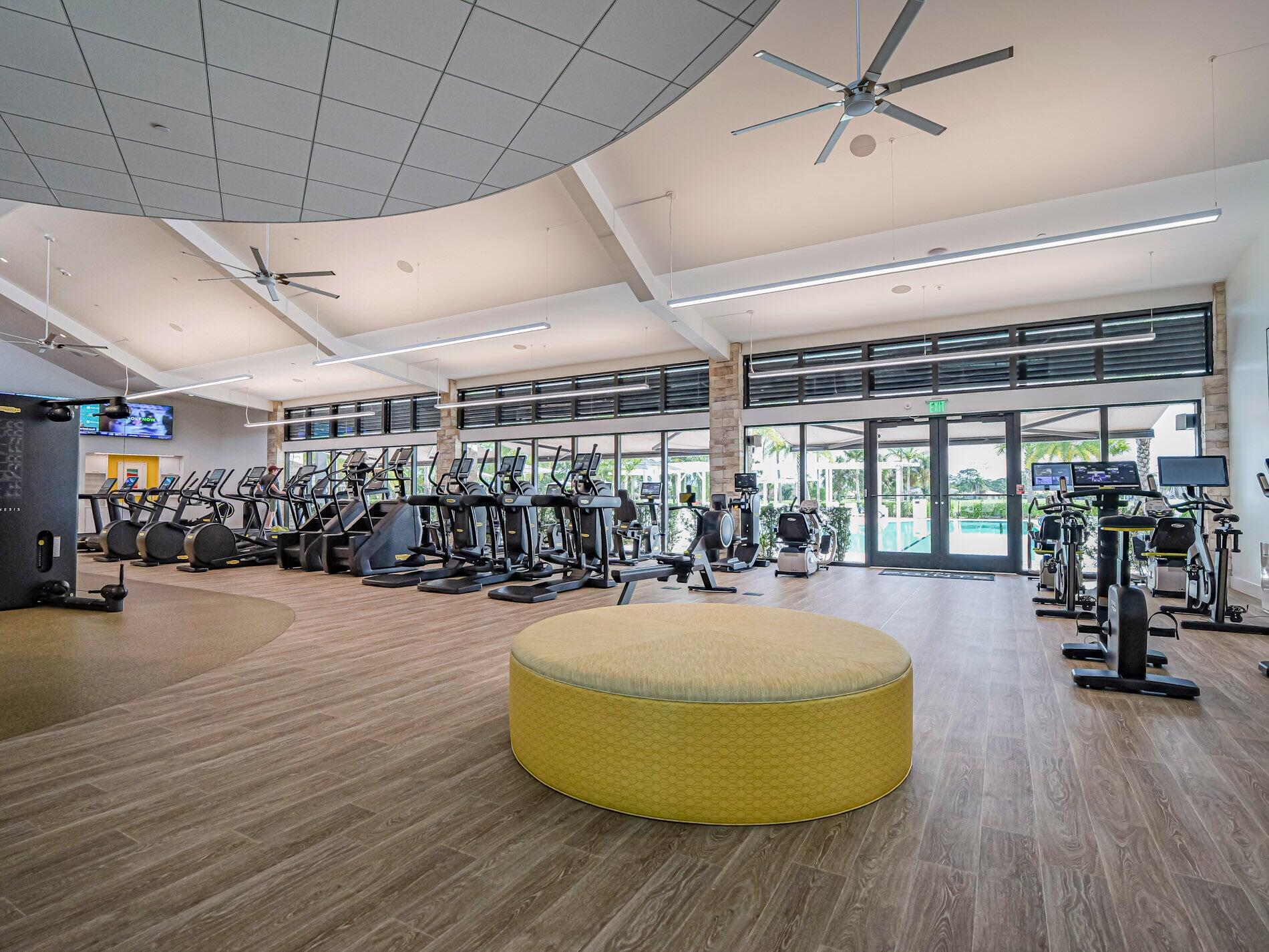 EASTPOINTE COUNTRY CLUB 3 - Residential Lease