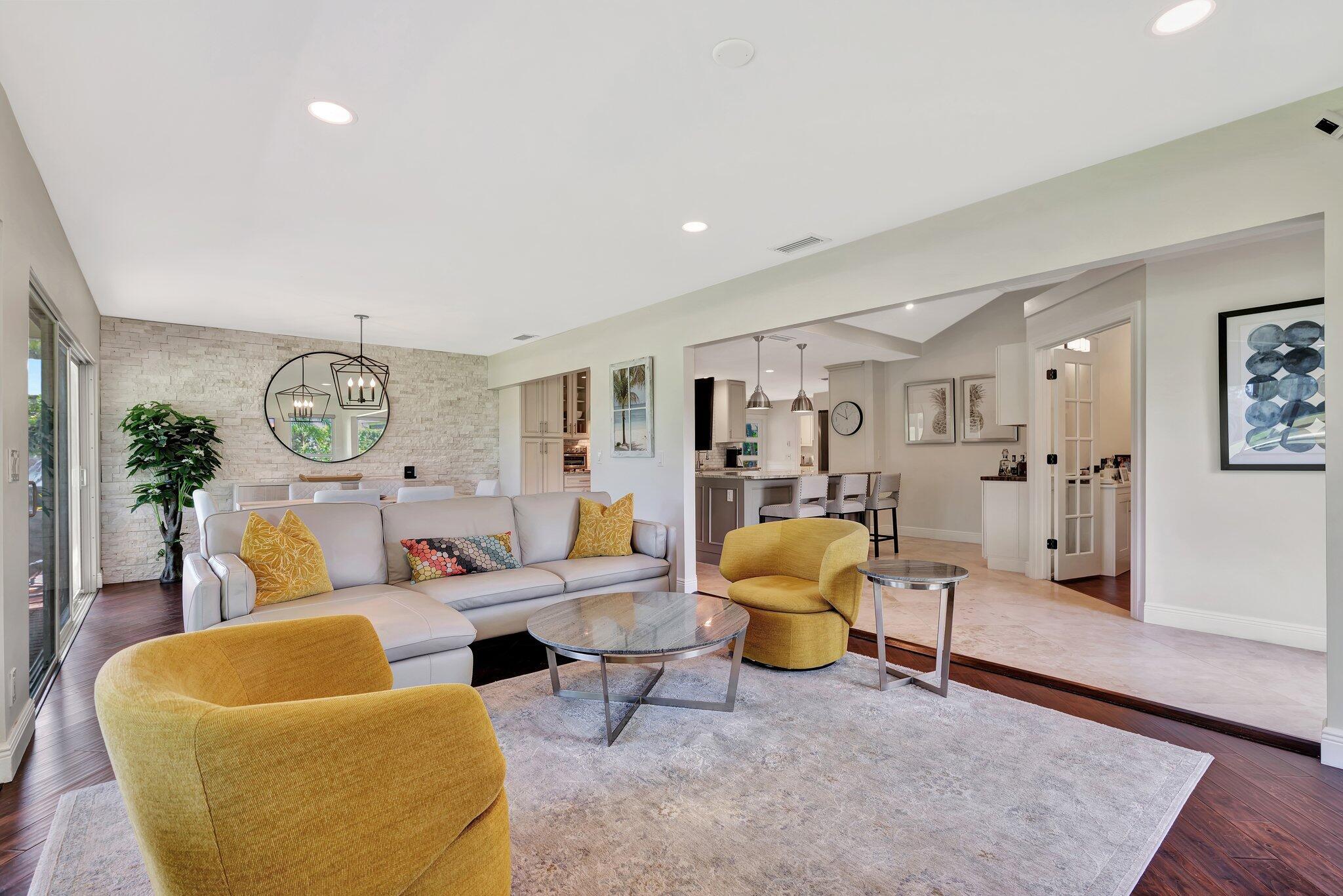 EASTPOINTE COUNTRY CLUB 3 - Residential Lease