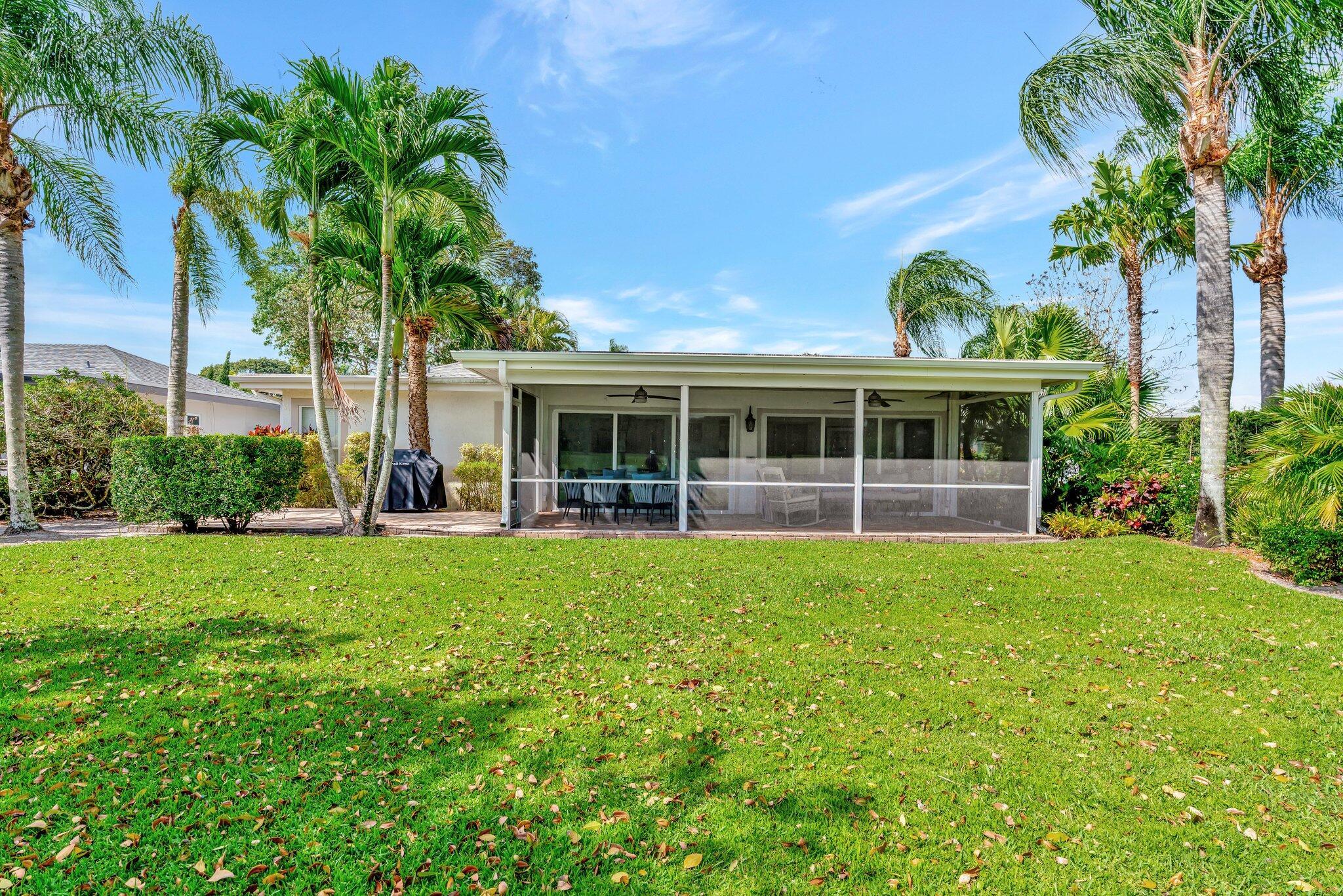 EASTPOINTE COUNTRY CLUB 3 - Residential Lease