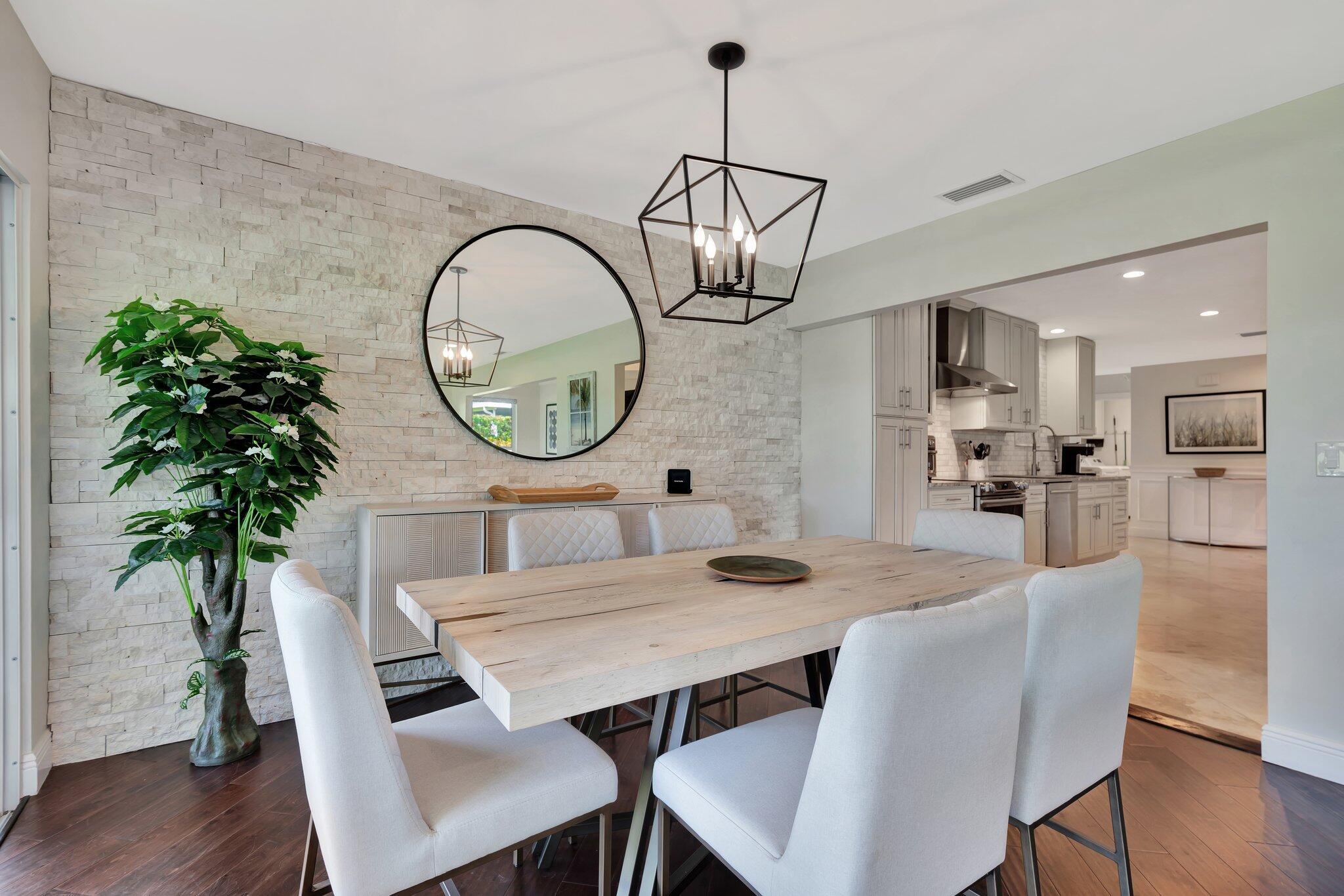 EASTPOINTE COUNTRY CLUB 3 - Residential Lease