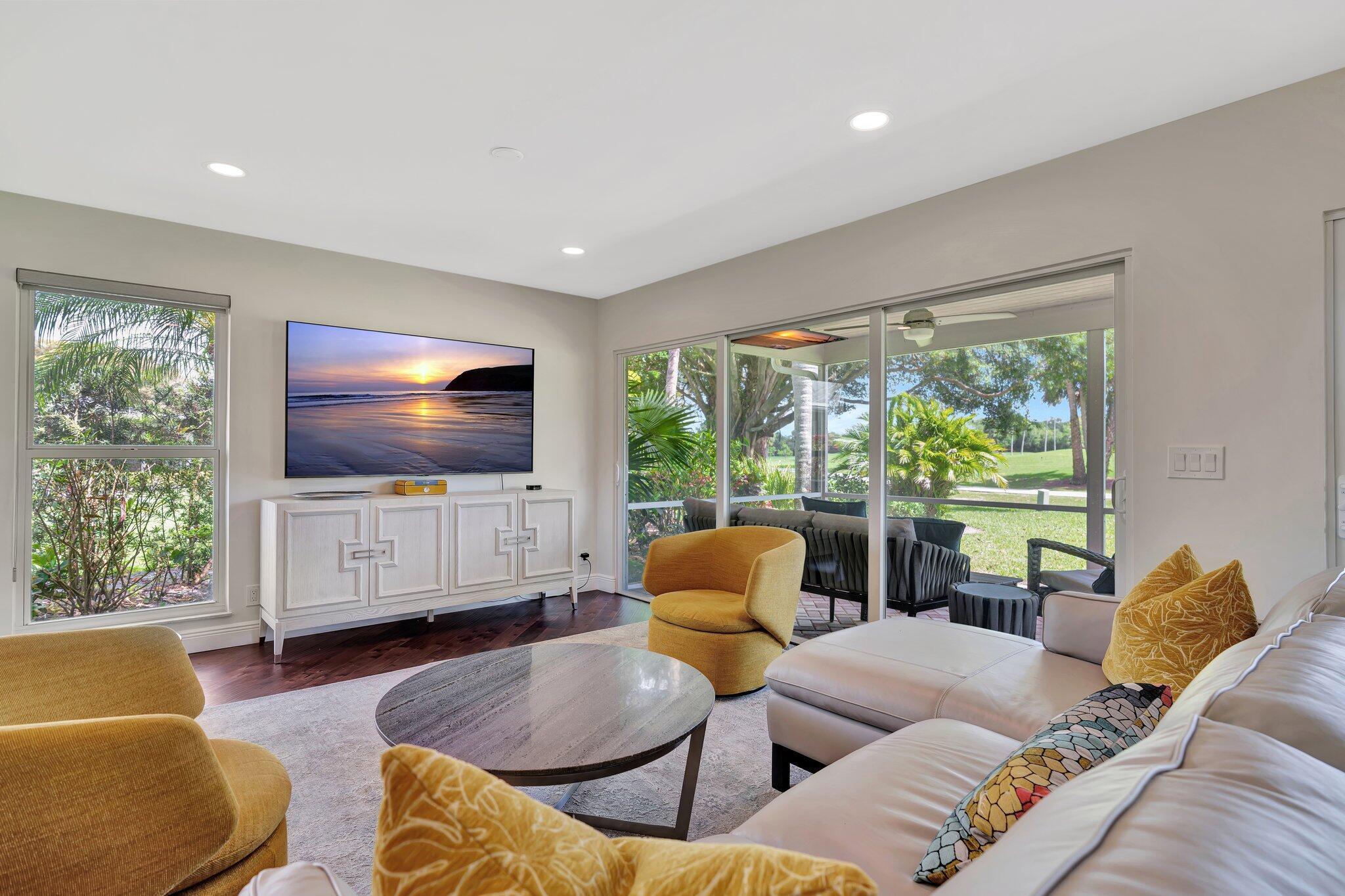 EASTPOINTE COUNTRY CLUB 3 - Residential Lease