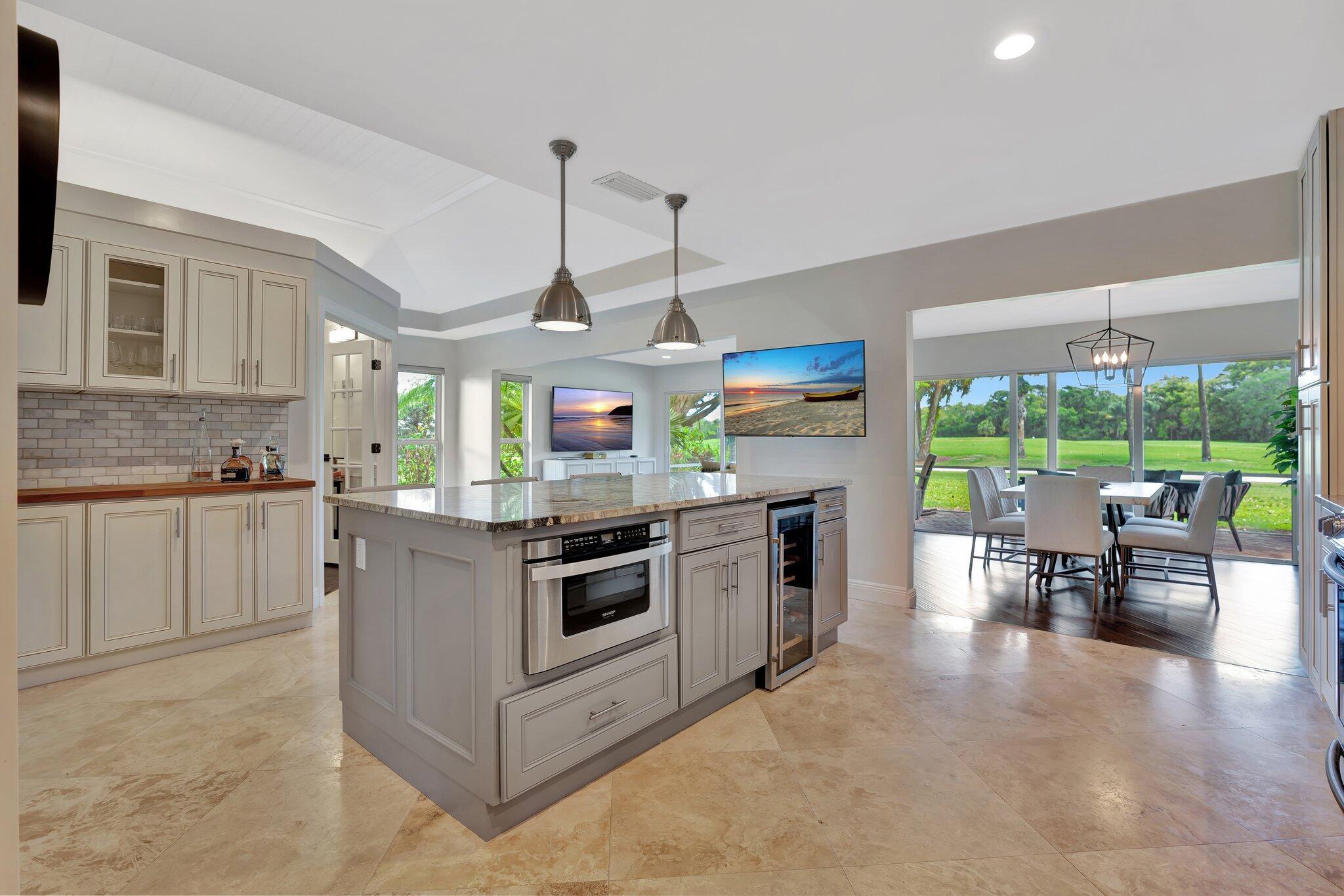 EASTPOINTE COUNTRY CLUB 3 - Residential Lease