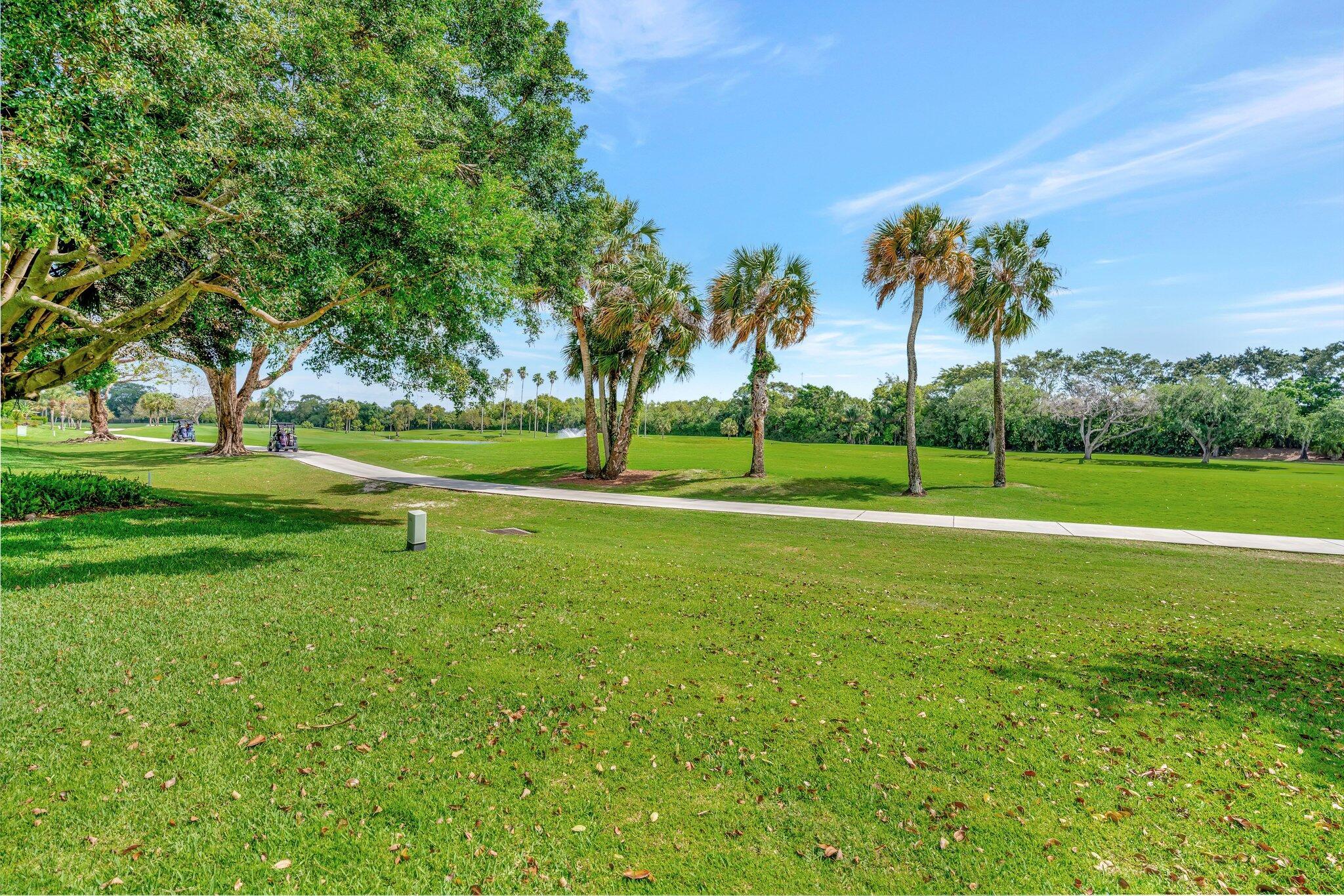 EASTPOINTE COUNTRY CLUB 3 - Residential Lease