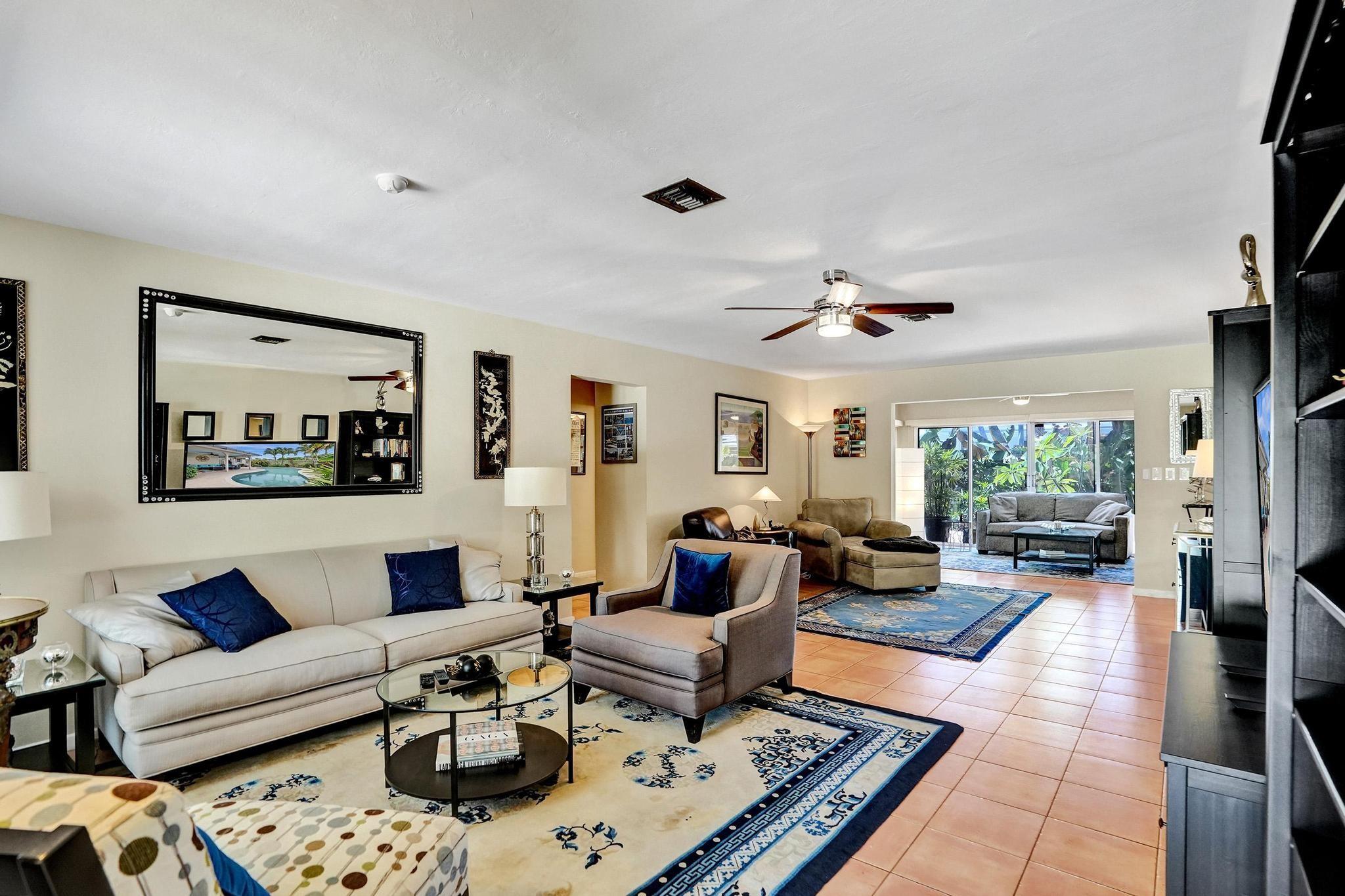 1866 NE 33rd St, Oakland Park, FL, 33306/$825,000 3 1866 NE 33rd St