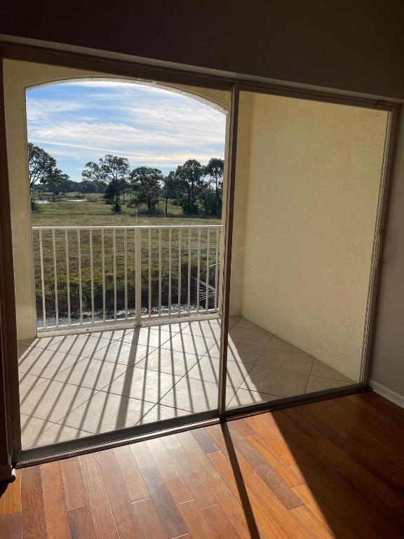 ARISSA PLACE CONDO - Residential