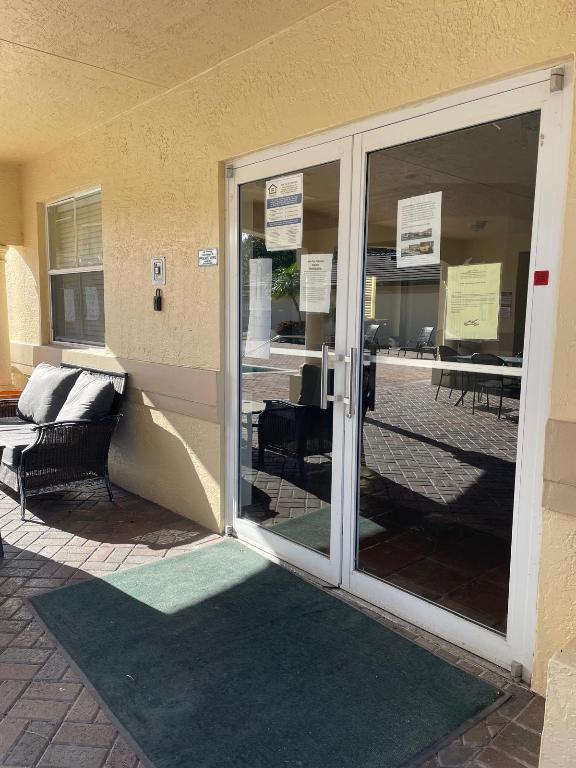 ARISSA PLACE CONDO - Residential