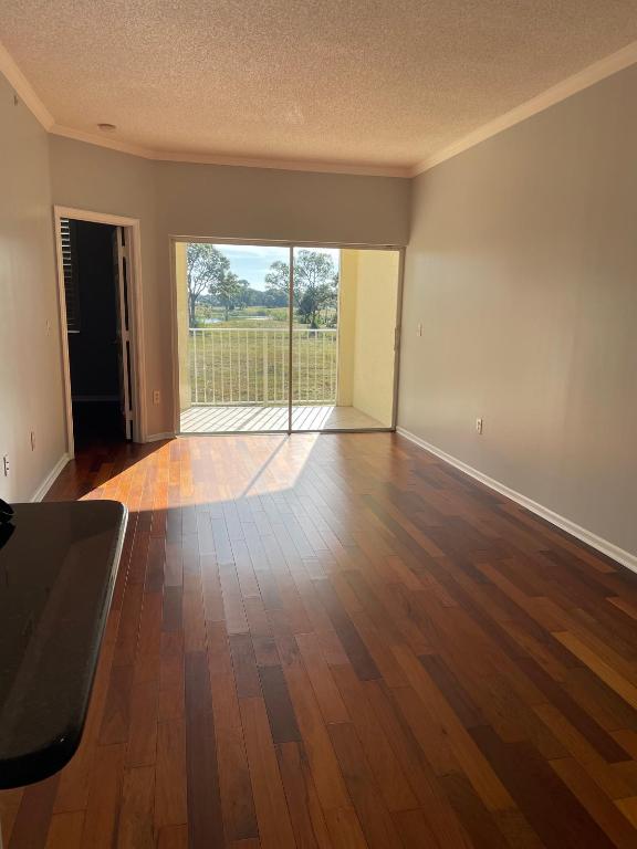 ARISSA PLACE CONDO - Residential