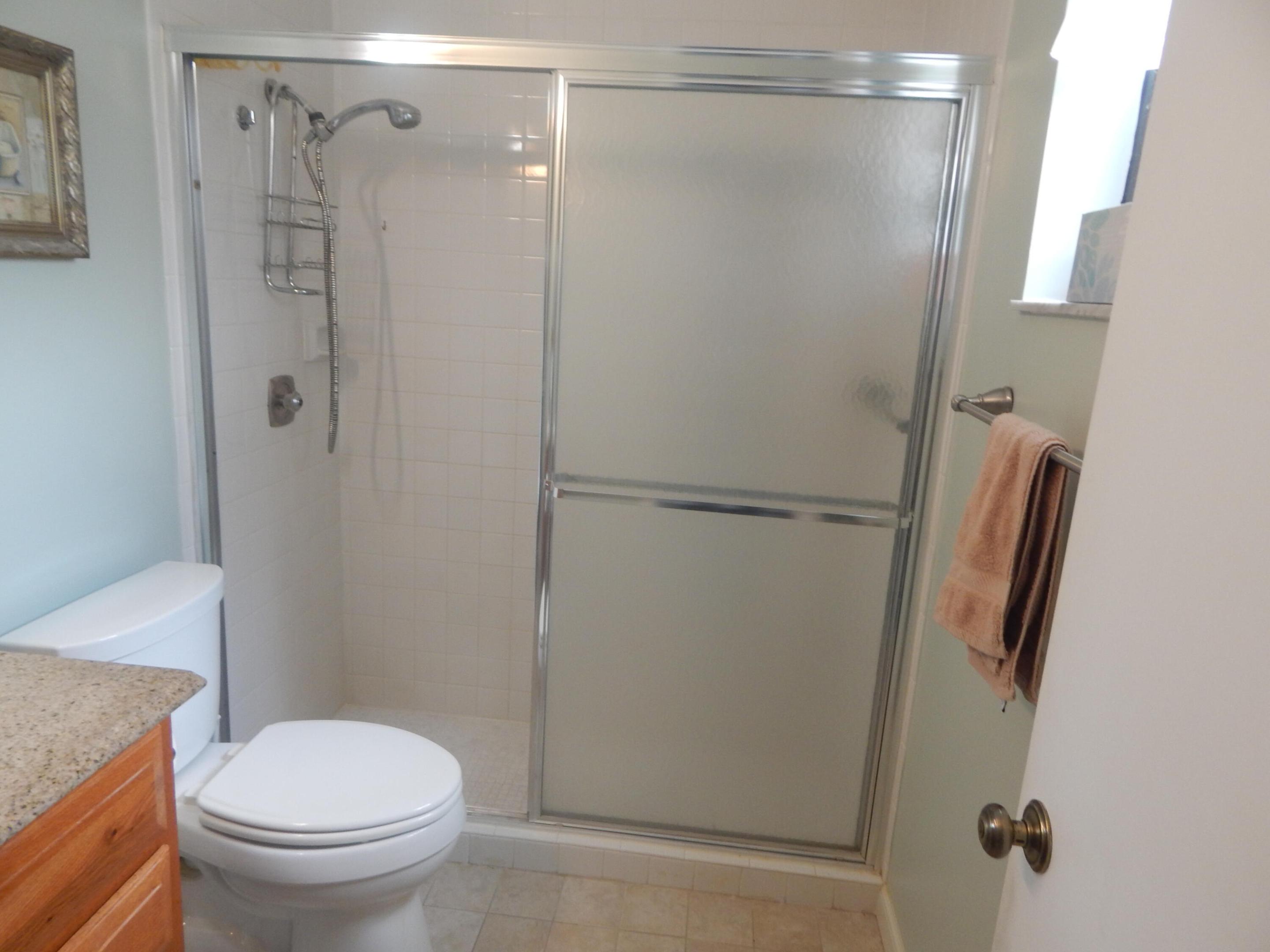 BUTTONWOOD 1 - Residential