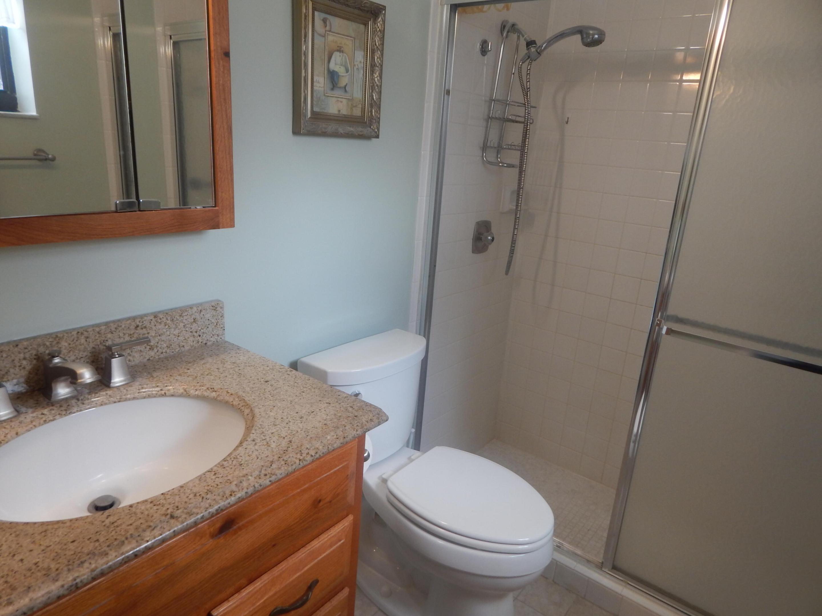 BUTTONWOOD 1 - Residential