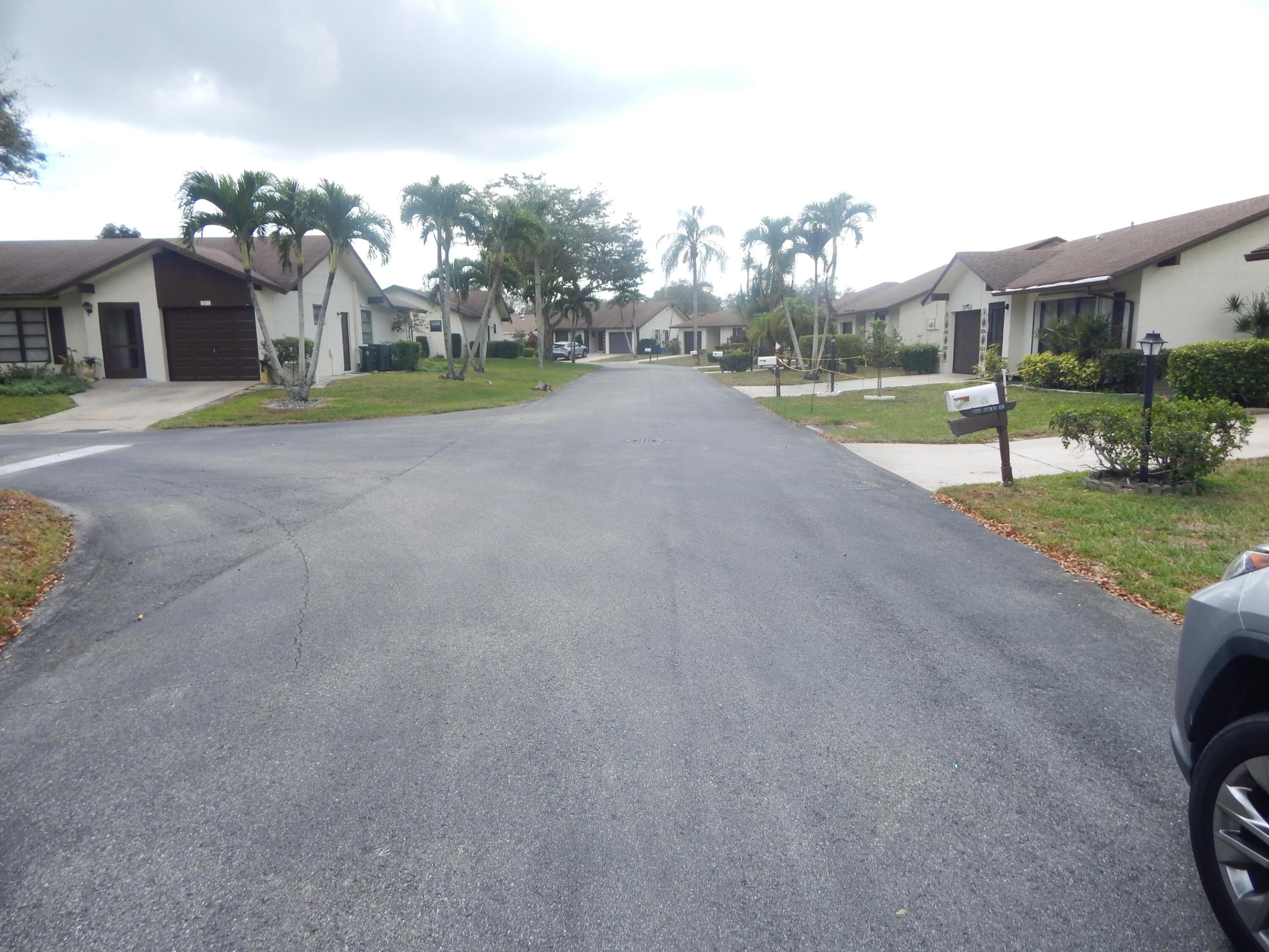 BUTTONWOOD 1 - Residential