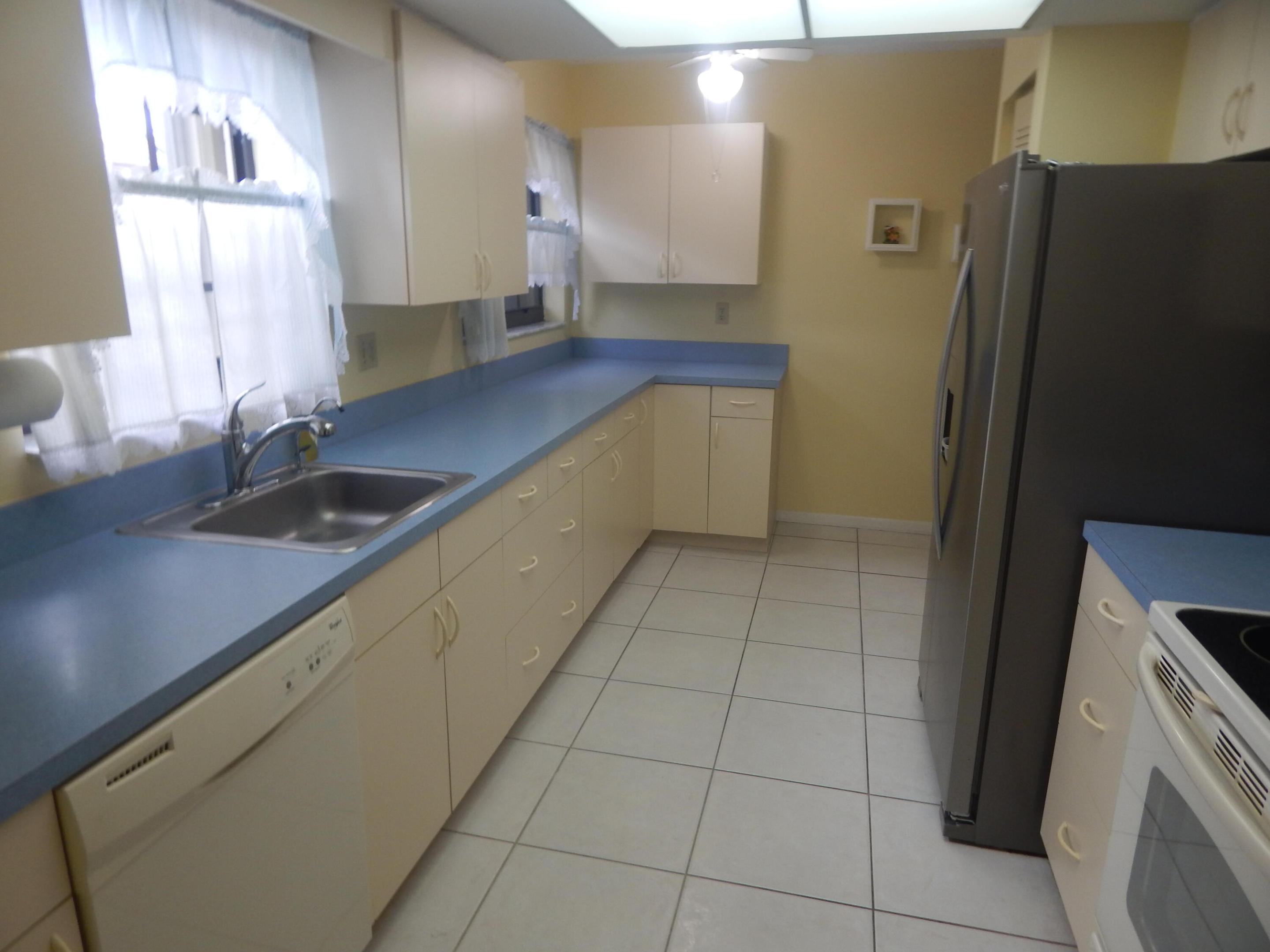 BUTTONWOOD 1 - Residential