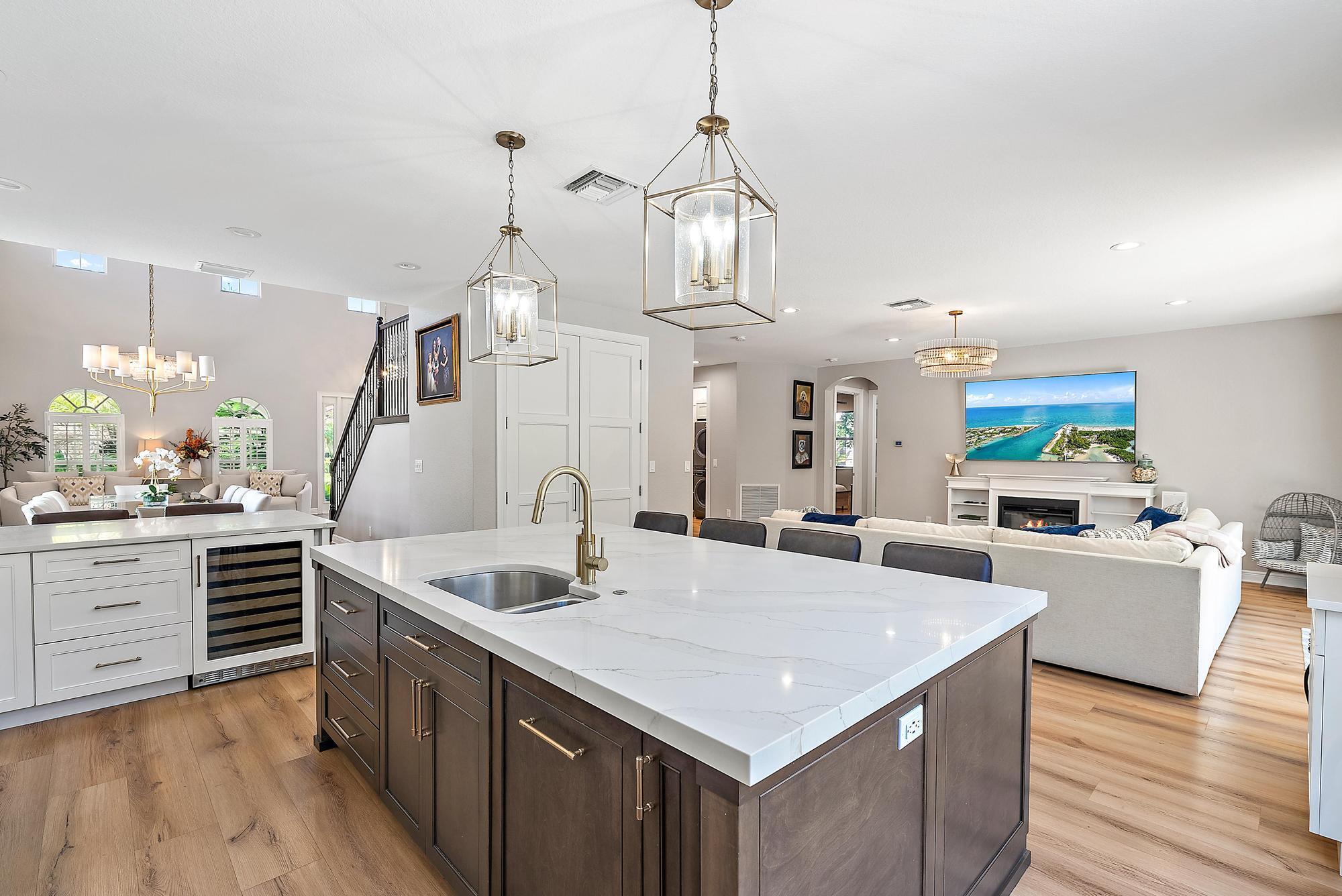 111 Manor Circle