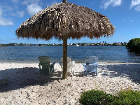 700 Scotia Drive 303 Hypoluxo FL 33462