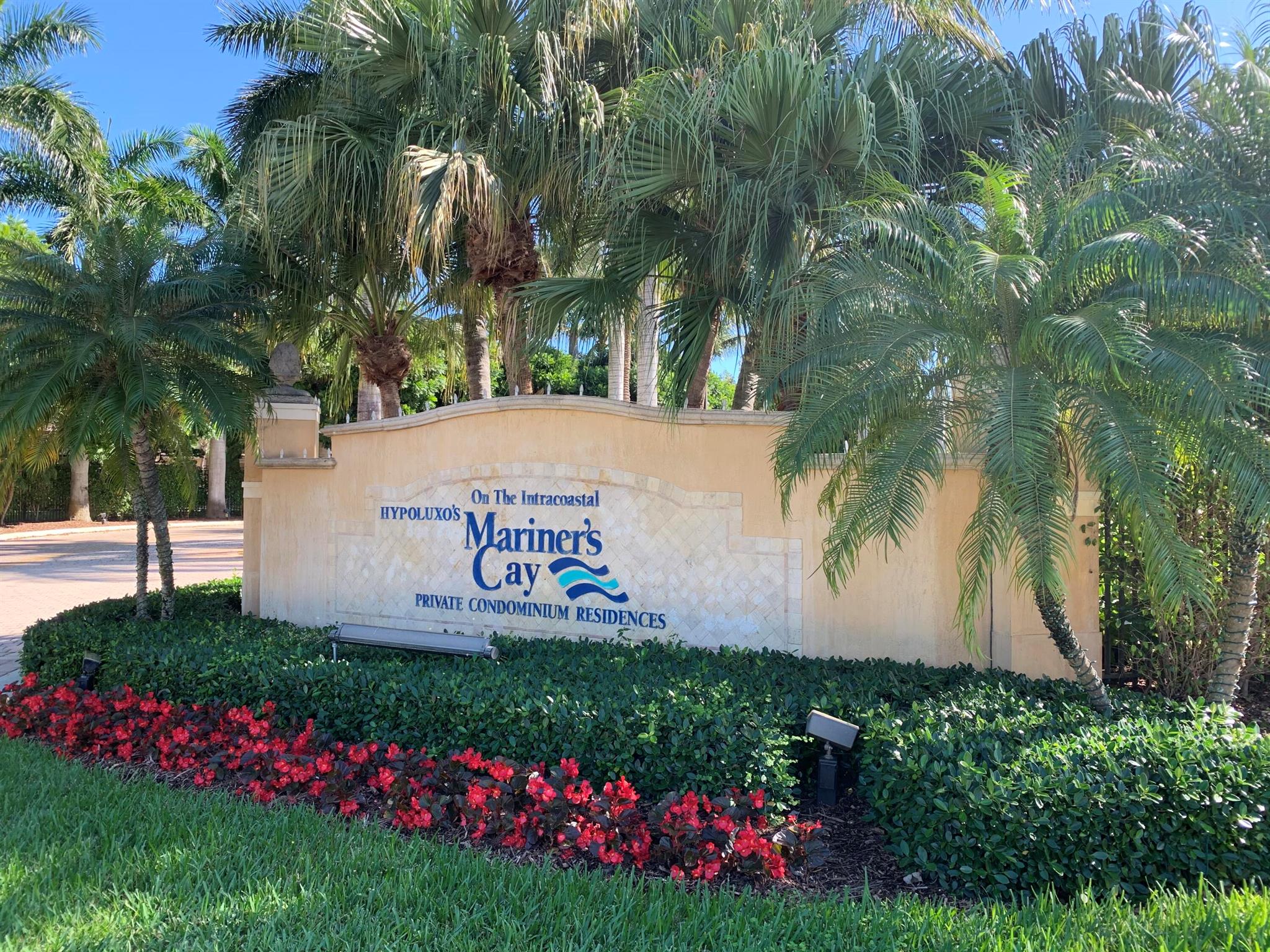HYPOLUXOS MARINERS CAY CO - Residential