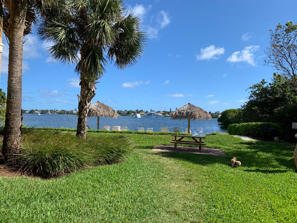 700 Scotia Drive 303