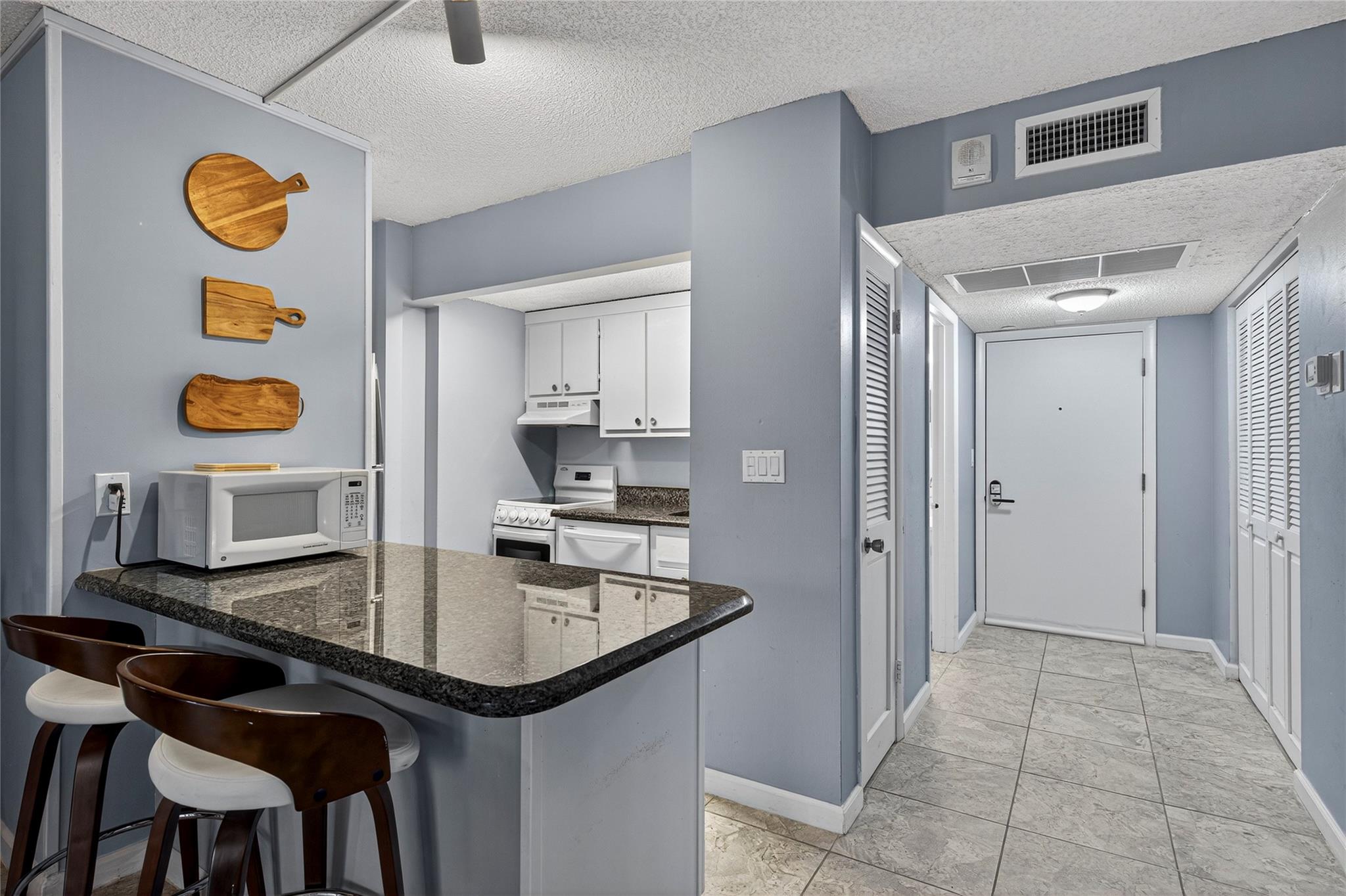 The Seasons Condo - Residential Lease