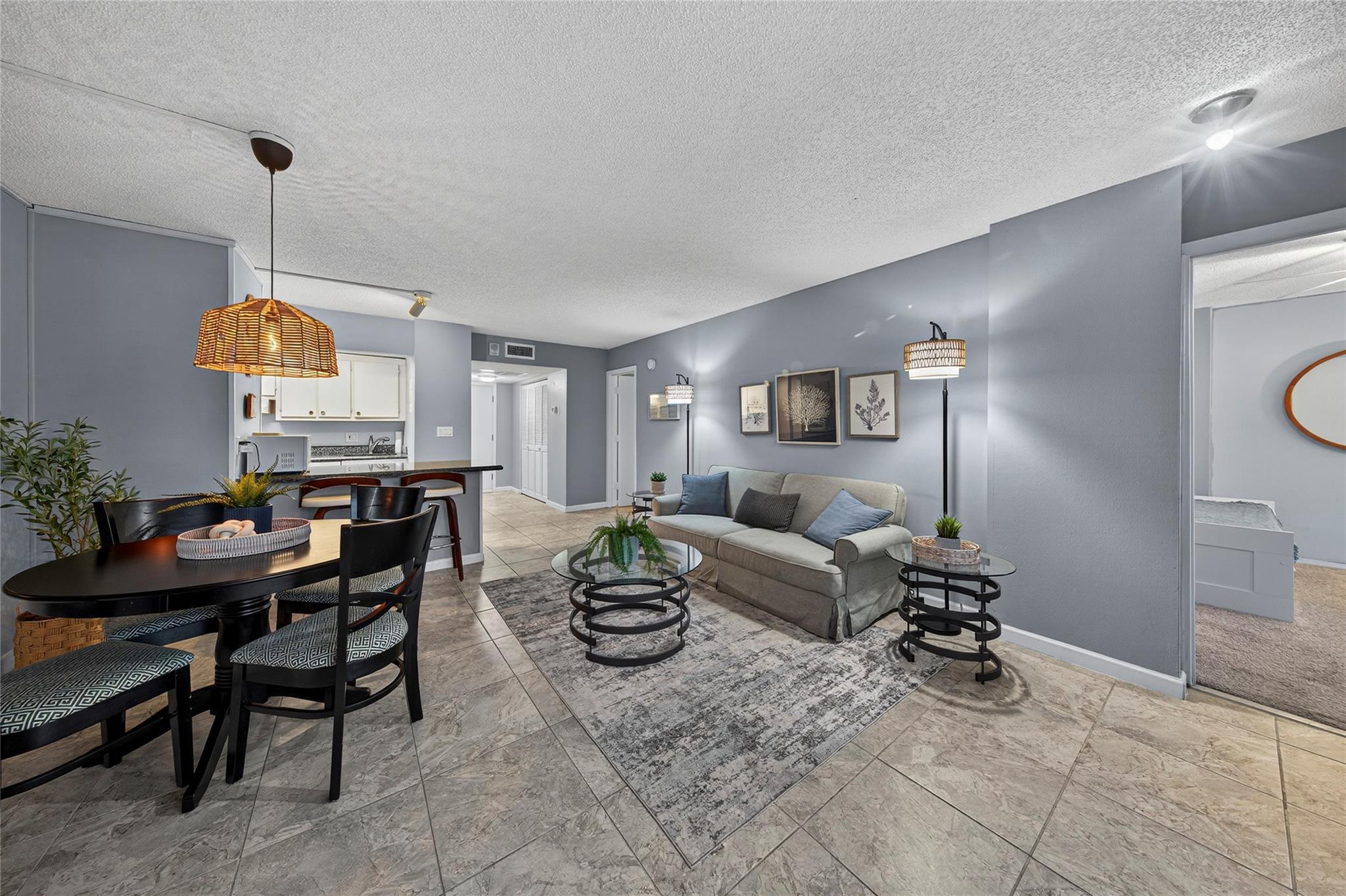 The Seasons Condo - Residential Lease