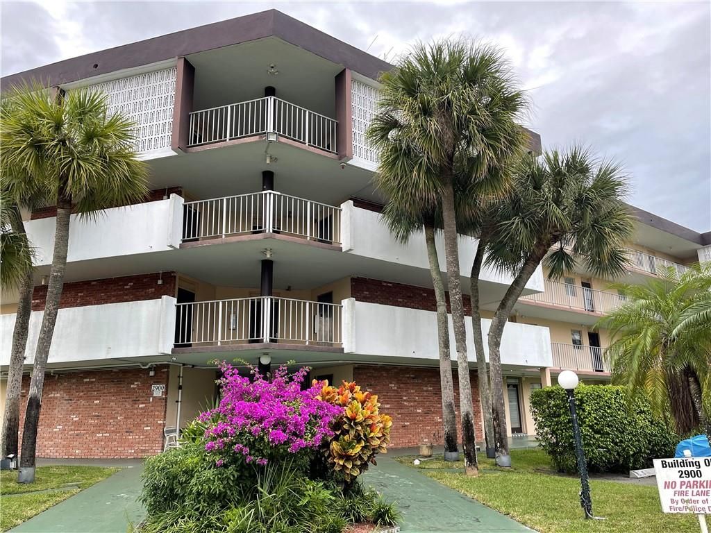 Photo of 2900 NW 47th Ter #209A, Lauderdale Lakes, FL 33313 (MLS # F10307332)