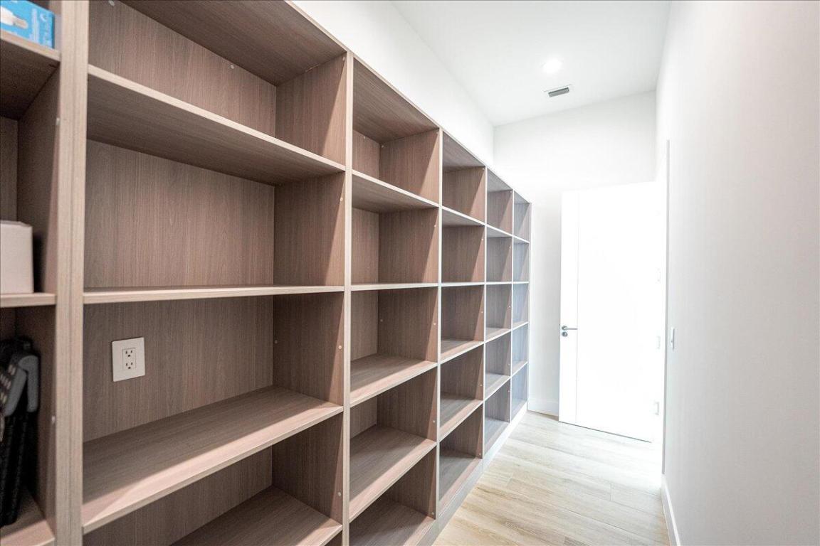 RIVER VISTA SUBDIVISION REPLAT - Residential